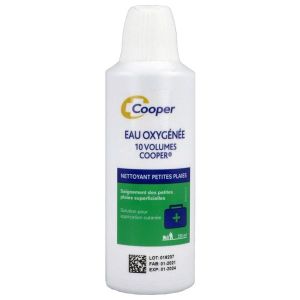 EAU OXYGENEE 10 VOLUMES COOPER Solution pour application cutanée 3 %, flacon 250 ml