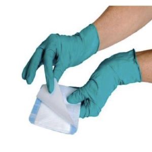 DRYMAX FOAM LITE Pansement hydrocellulaire fin, superabsorbant, stérile, 15 cm x 15 cm (ref. F60444), bt 10